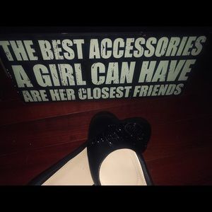 Jones New York Flats